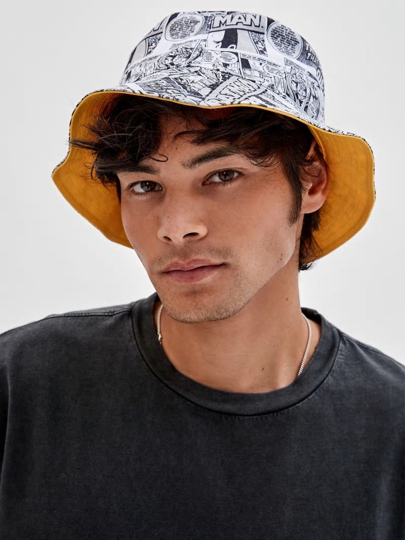 Guess GUESS Originals x Batman Reversible Bucket Hat - Pure White Multi