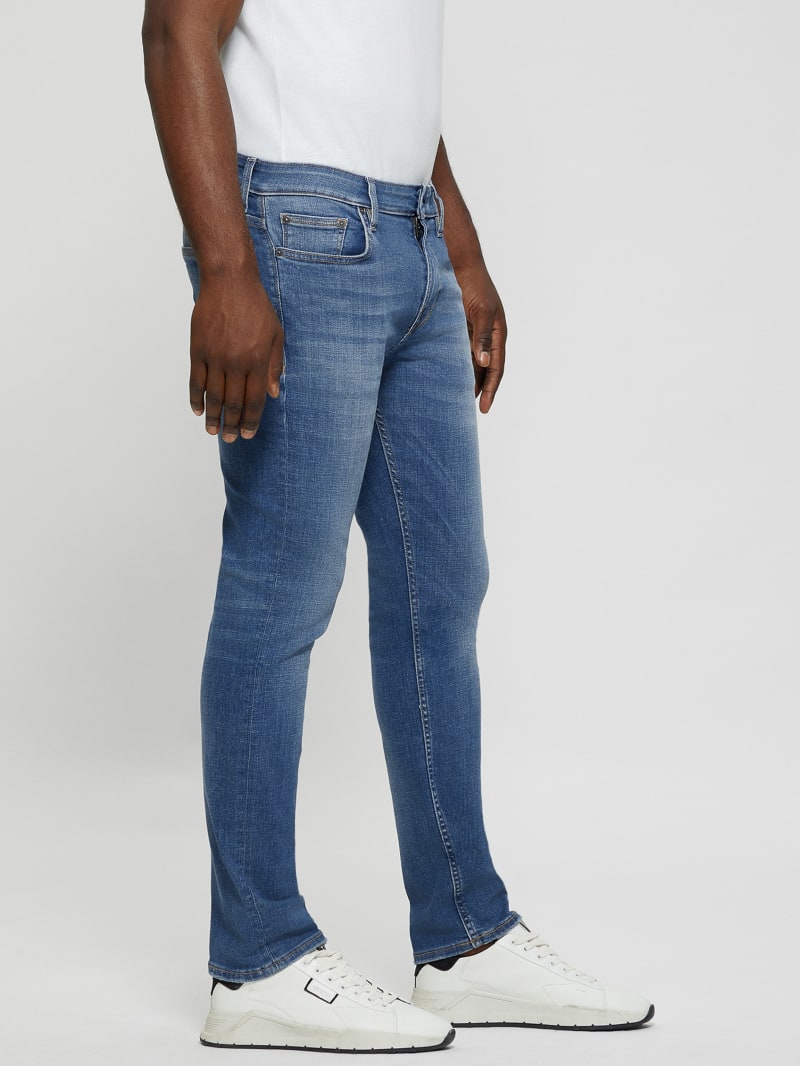 Guess Eco Low-Rise Slim Straight Jeans - Brasco