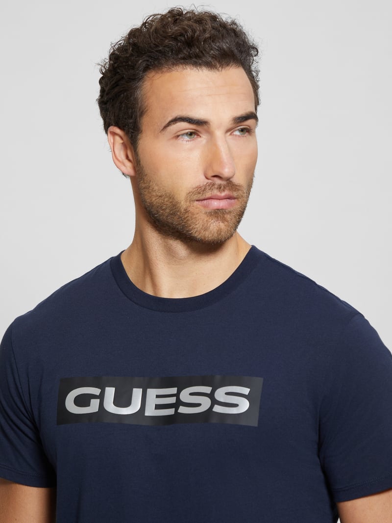 Guess Metallic Signature Tee - Bleu éLéGant