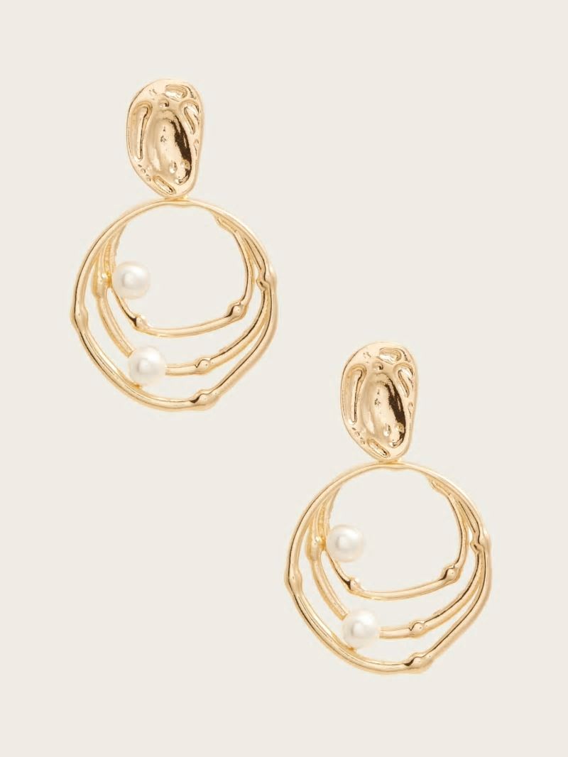 Guess Gold-Tone Pearl Orbital Doorknocker Earring - Silver/Gold